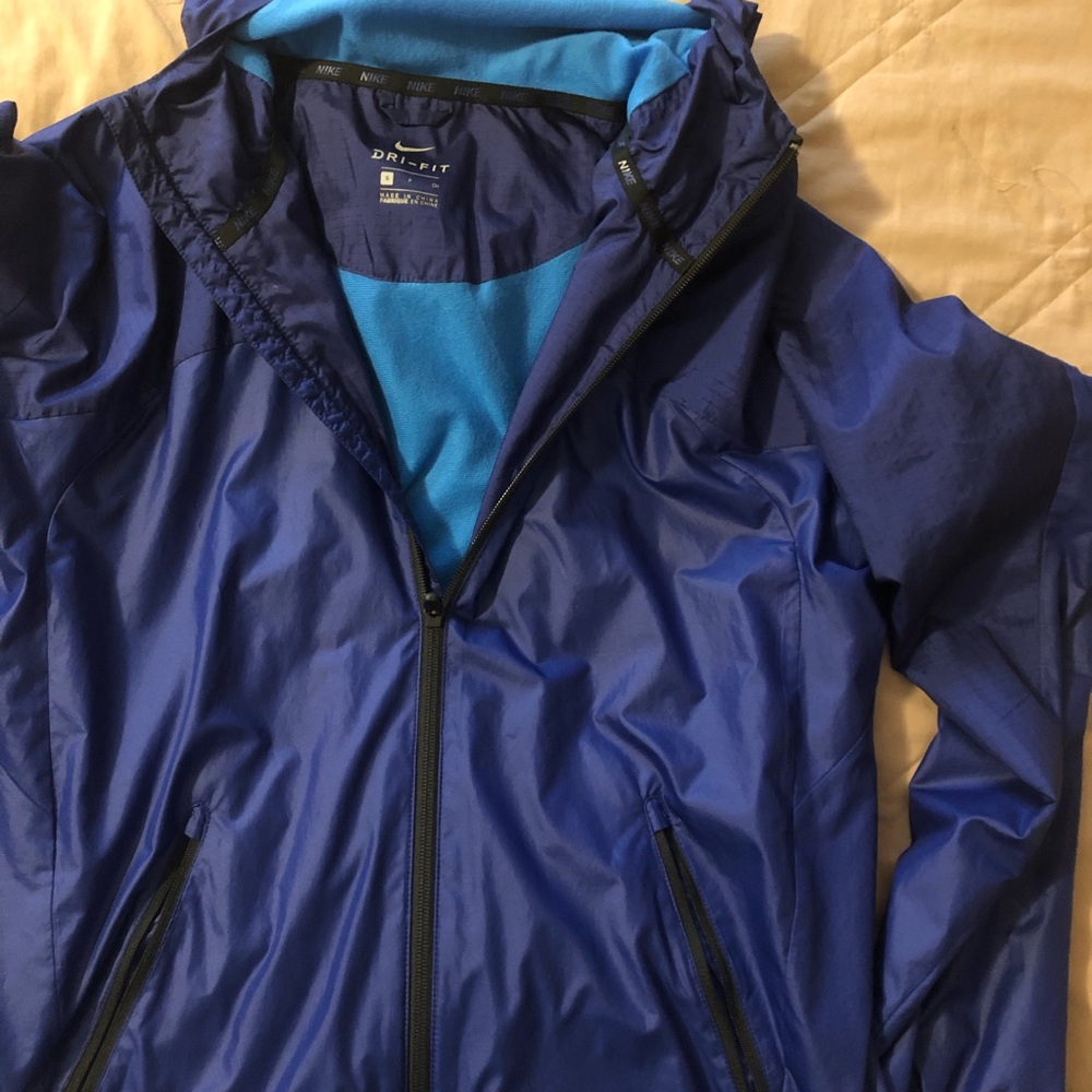 Men’s Nike Windbreaker Size Small